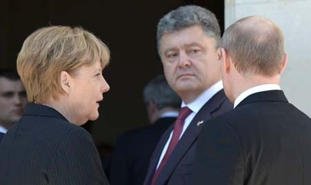 Ukraine cầu viện Đức và EU giải quyết căng thẳng ở miền Đông - 1 Ukraine cầu viện Đức và EU giải quyết căng thẳng ở miền Đông