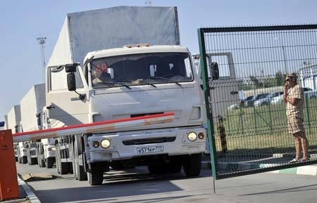 Đoàn xe cứu trợ thứ ba của Nga đã đến Đông Ukraine 
