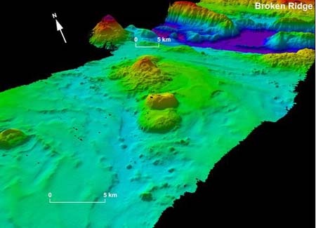 Hé lộ những hình ảnh về đáy biển nơi nghi ngờ MH370 nằm lại - 1 Một khu vực trên đáy Ấn Độ Dương có địa hình phức tạp vừa được lập bản đồ