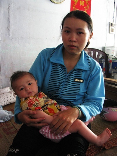 Vợ mới sinh, chồng ngã bệnh ung thư - 1