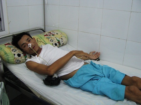 Vợ mới sinh, chồng ngã bệnh ung thư - 2