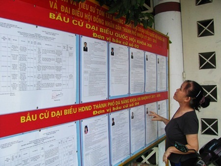 Náo nức không khí bầu cử khắp các địa phương - 3