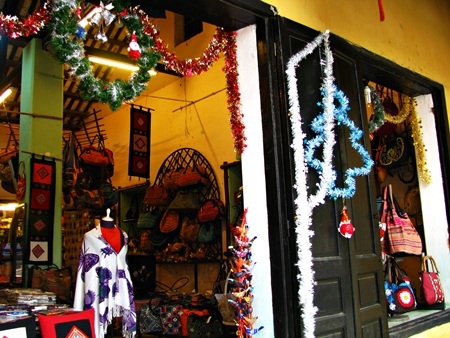 Kiếm bộn tiền mùa Noel - 19