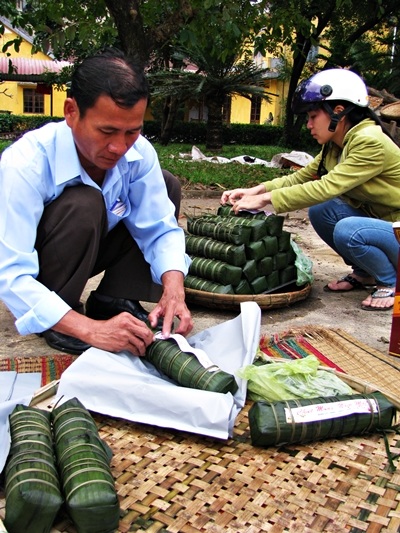 Náo nức hội thi bánh Tết vì người nghèo - 8