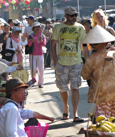 “Rồng rắn” đội nắng xin lộc, xin xăm - 2