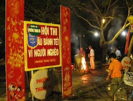 Náo nức hội thi bánh Tết vì người nghèo - 6