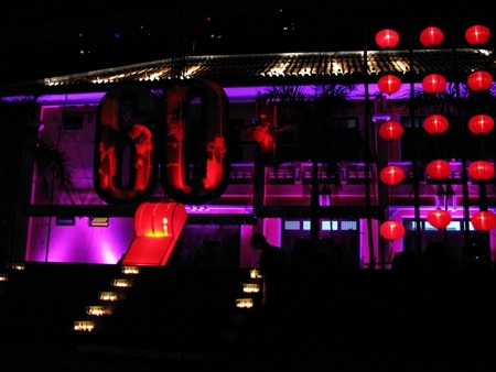 Lung linh Giờ Trái đất - 1