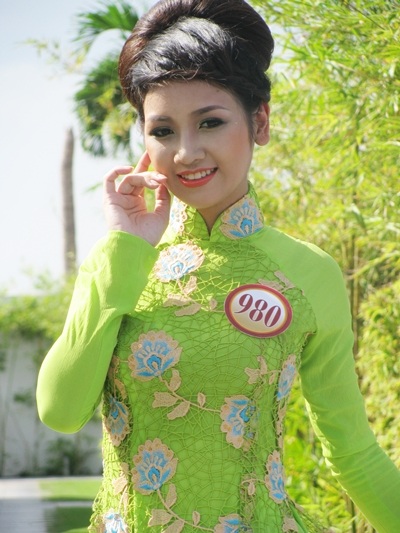 Người đẹp Vĩnh Phúc - Hoàng Diệu Linh sở hữu nét đẹp trong sáng