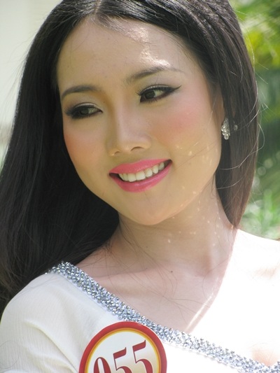 Người đẹp Cần Thơ Diệp Hồng Đào sở hữu dung nhan khả ái thuần Việt