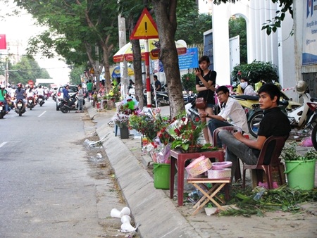 Không khí ngày 20-10 tại Đà Nẵng năm nay kém náo hiệt hơn mọi năm