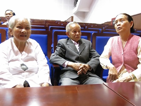 Phút mặc niệm các liệt sĩ đã hy sinh trong trận chiến bảo vệ đảo Gạc Ma