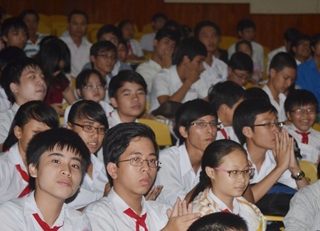 Các học sinh tham gia Hội thi 