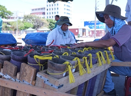 Khu vực lắp đặt hệ thống pháo của đội chủ nhà Đà Nẵng- Việt Nam