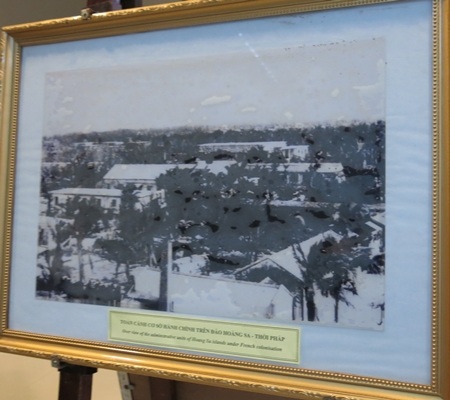 Toàn cảnh cơ sở hành chính trên đảo Hoàng Sa - thời Pháp