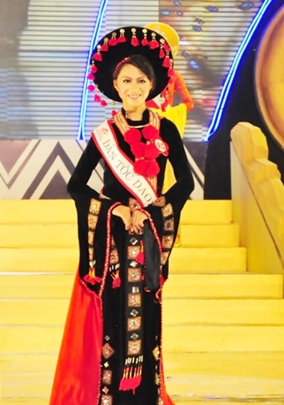 Ngườ đẹp dân tộc Dao