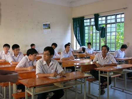 Cùng dò lại đáp án trong tờ nháp bài thi môn Hóa.