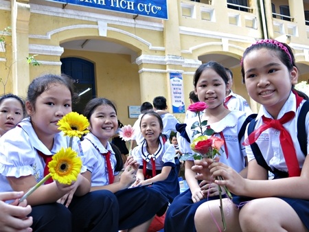 Không khí khai giảng năm học mới tại các trường học tại Đà Nẵng náo nức từ sáng sớm nay 5/9.