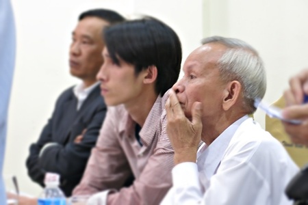 ...đau đáu tim cha,...