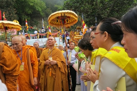 Lễ hội năm nay đặc biệt đón tiếp đoàn sư sãi, cao tăng Từ Thái Lan tham dự