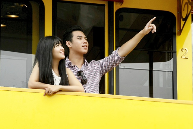 Việt Nam lần đầu tiên có tàu hỏa leo núi bằng cáp kéo - 1 Tàu hỏa leo núi - thêm một sản phẩm du lịch mới lạ và ấn tượng hấp dẫn du khách đến Bà Nà Hills