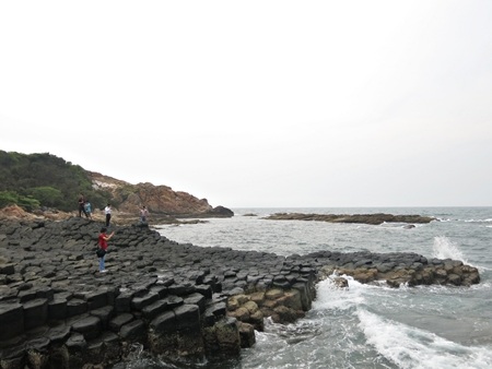 Kiến tạo địa hình độc đáo của gành Đá Đĩa có một không hai ở Việt Nam