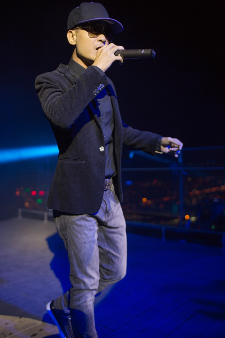  Hà Okio khiến khán giả Đà Nẵng ngây ngất với Your heart và bản hit Như là mơ