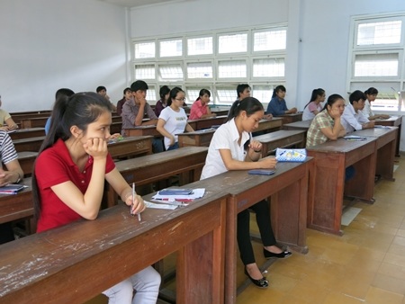 Các thí sinh thi vào ĐH Đà Nẵng năm 2014