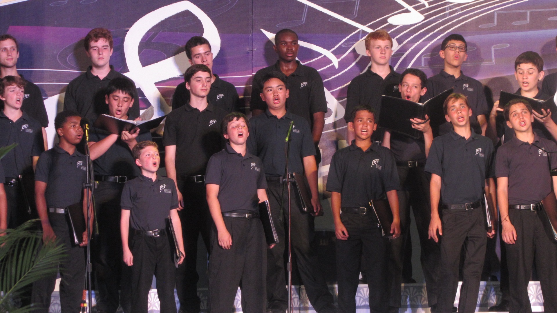 Pacific Boychoir Academy (PBA) từng đoạt giải thưởng Grammy danh giá trong thế giới âm nhạc