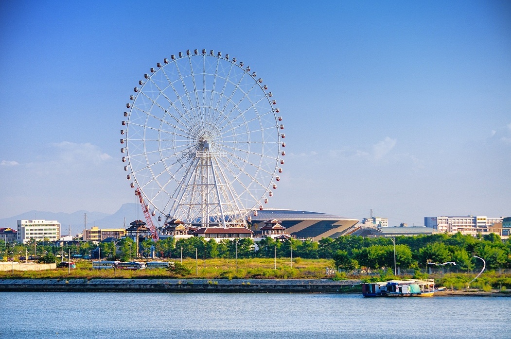 Khai trương "Vòng quay Mặt trời - Sun Wheel" - Top 10 vòng quay cao nhất thế giới - 7 Vòng quay Mặt trời - Sun Wheel là hạng mục