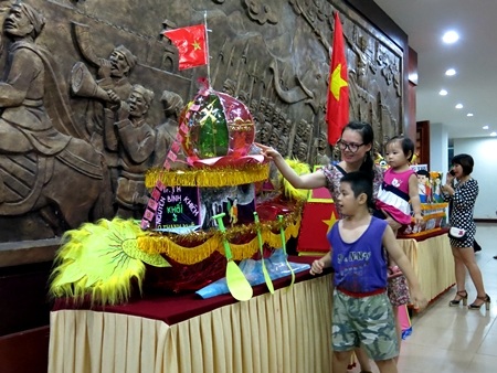 Chương trình thu hút hàng ngàn học sinh trong lứa tuổi thiếu niên, nhi đồng.