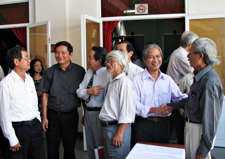 Nhìn lại phong trào đấu tranh yêu nước tại các thành thị miền Nam