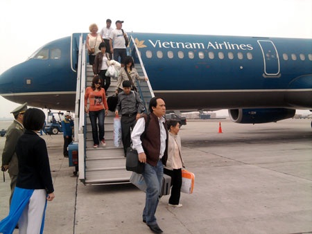 Cục Hàng không phạt ông Lê Minh Khương 2 triệu đồng - 1 Cục Hàng không phạt ông Lê Minh Khương 2 triệu đồng - 1