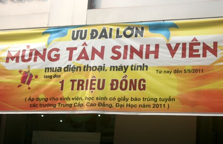 Hà Nội “loạn” khuyến mãi - 13