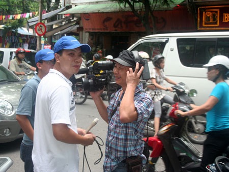 Vàng tăng giá, phóng viên thị trường toát mồ hôi - 15