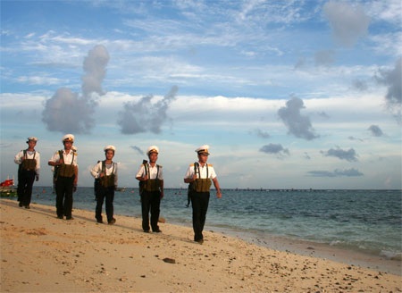 Không xa đâu Trường Sa ơi! - 17