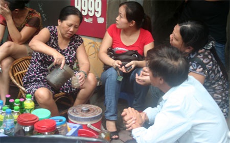 Trà đá "hút" khách nhờ vàng - 2 Trà đá "hút" khách nhờ vàng - 2