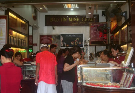 Giá vàng tăng: Nhà nước và người dân đều có lợi - 1 Giá vàng tăng: Nhà nước và người dân đều có lợi - 1