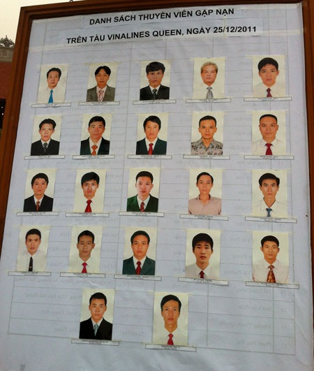 Nghẹn ngào nước mắt lễ cầu siêu 22 thủy thủ - 6 Nghẹn ngào nước mắt lễ cầu siêu 22 thủy thủ - 6