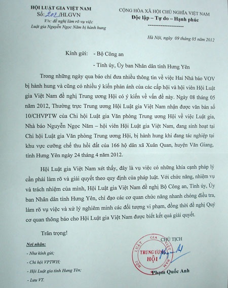 Vụ 2 nhà báo VOV bị hành hung: Đề nghị Bộ Công an vào cuộc - 1 Vụ 2 nhà báo VOV bị hành hung: Đề nghị Bộ Công an vào cuộc
