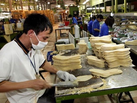 Sản xuất công nghiệp tháng 1 giảm mạnh vì nghỉ Tết - 1 Sản xuất công nghiệp tháng 1 giảm mạnh vì nghỉ Tết - 1