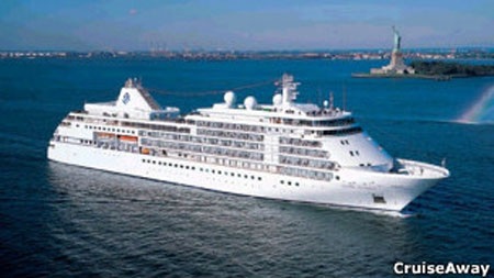 Tàu du lịch 5 sao của Ý va chạm với tàu hàng Việt Nam - 1 Tàu du lịch 5 sao của Ý va chạm với tàu hàng Việt Nam