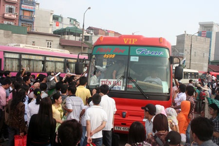 Bộ GTVT sắp "sờ gáy" xe khách liên tỉnh - 1