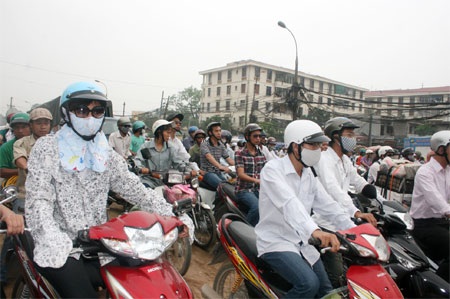 “Chưa rõ cơ sở thu phí phương tiện giờ cao điểm” - 1 Bộ Xây dựng cho rằng Dự thảo Đề án Hạn chế phương tiện cá nhân của Bộ GTVT