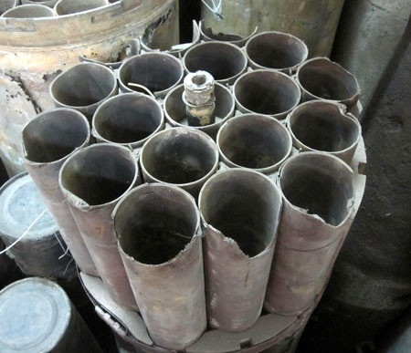 Dàn ống phóng đạn đinh Rocket