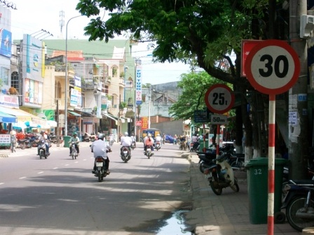 Những biển dưới 40km/h trên quốc lộ sẽ bị loại bỏ (ảnh minh họa: Dân Việt)