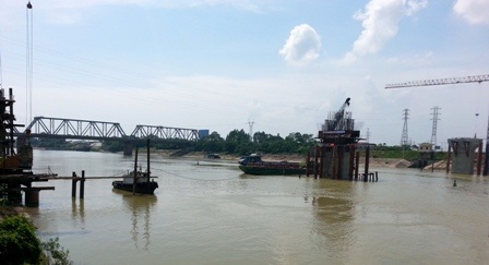 Cầu Việt Trì nỗ lực cán đích theo “lệnh” của Bộ trưởng GTVT