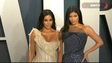 Kylie Jenner và Kim Kardashian xinh đẹp trên thảm đỏ