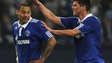 “Sao” Schalke 04 diễn lại “màn kịch” của Rivaldo