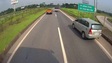 Xe Innova đi lùi trên đường cao tốc Hà Nội - Thái Nguyên gây phẫn nộ