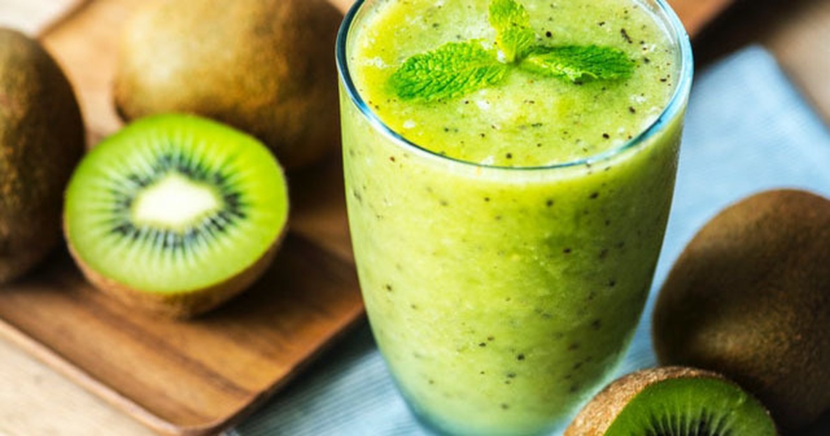 Kiwi chứa nhiều chất xơ, chất chống oxi hóa, nhiều loại vitamin và khoáng chất. Kiwi chứa nhiều chất xơ, chất chống oxi hóa, nhiều loại vitamin và khoáng chất.
